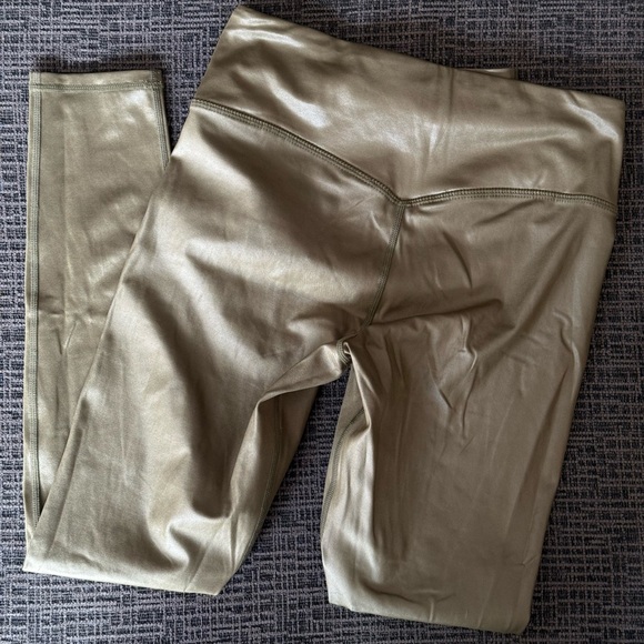 Olive Green Women's Activewear Set Fabletics Khloe Edit Size Small - Picture 6 of 6